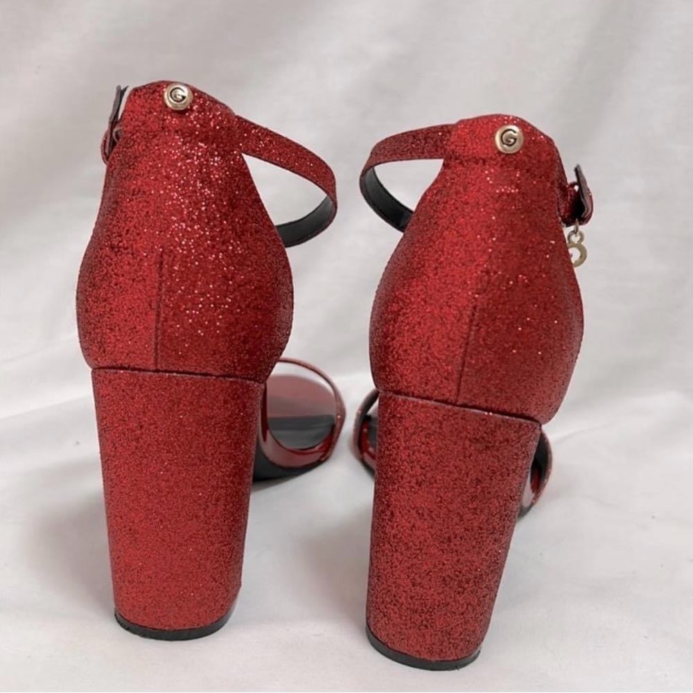 Red heel - Picture 2 of 4
